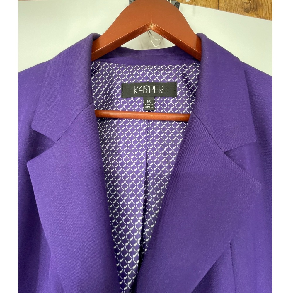 Kasper Womens Suit 16 Pant Set Purple 3 Button Blazer Straight Leg 2pc - Picture 7 of 14